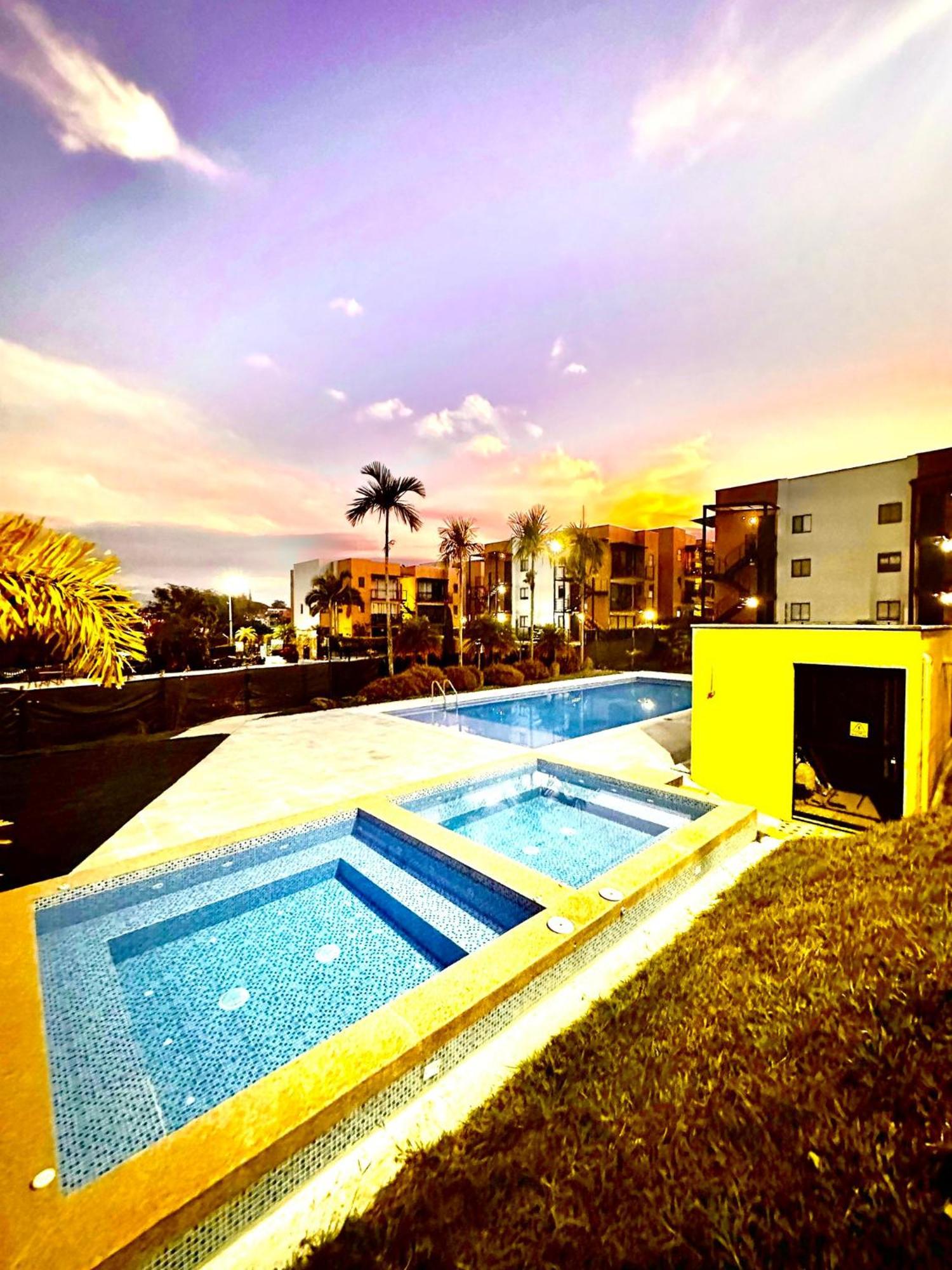 Apartamento Privado Vacacional A 5M Del Aeropuerto, 20 Minutos Del Parque Del Cafe Y Centro De Armenia Con 4 Piscinas, 3 Jacuzzi, Sauna By Molca Xperiences 3H Exterior foto